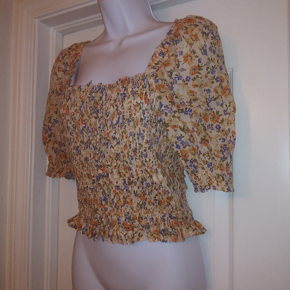 Sezane Mirtha Floral Smocked Puff Sleeve Top - Picture 6 of 11